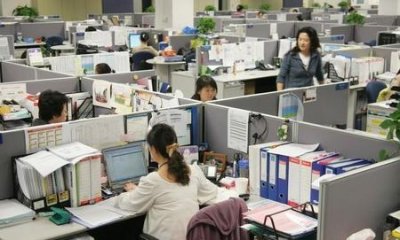 ​比我大男人故意叫我姐姐(男同事叫你姐姐是什么意思)