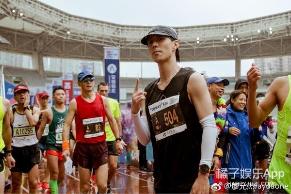 黑糖玛奇朵王子现在的样子(还记得黑糖玛奇朵里的小杰吗)(17)