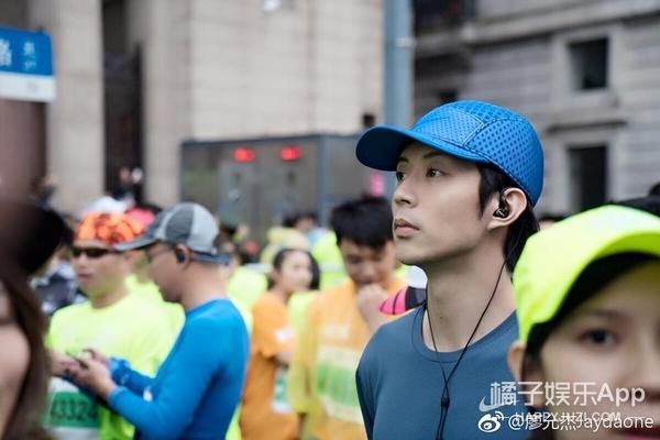 黑糖玛奇朵王子现在的样子(还记得黑糖玛奇朵里的小杰吗)(16)