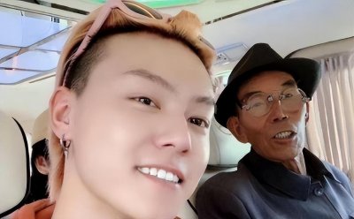 ​变形计少年王晨正：当掉八万项链给农村爷爷看病，如今怎么样了？