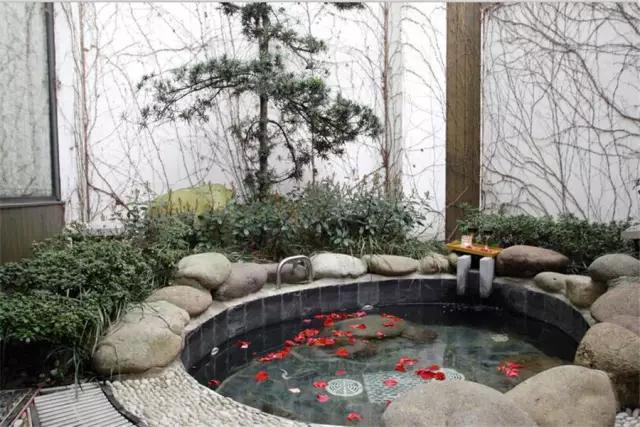 苏州温泉私汤民宿推荐(苏州周边5家高颜值温泉民宿指南)(11)