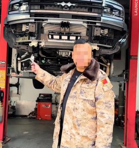 ​方程豹的底盘件能用钳子掰裂，真有这么离谱？