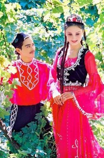 掀起你的盖头来是哪个民族的民歌_创作背景歌曲歌词歌曲鉴赏 社会影响作者介绍 掀起你的盖头来是哪个民族的民歌_创作背景歌曲歌词歌曲鉴赏 社会影响作者介绍