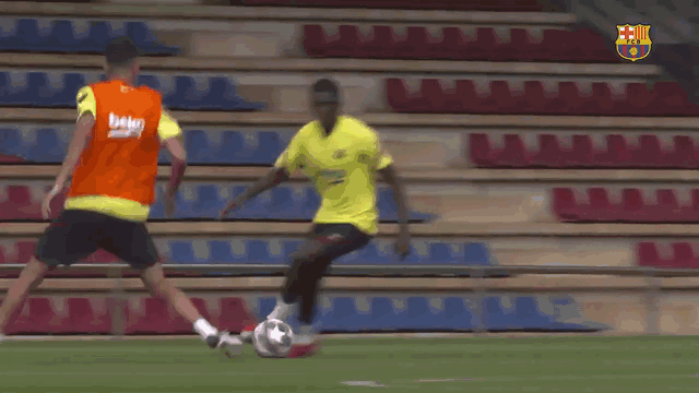 巴萨备战莱加内斯(巴萨出征里斯本)(9)