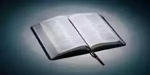 “我去买几个橘子,你就站在此地不要走动。。。”