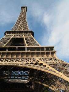 ​钢和铁的区别(钢是怎么冶炼而成的)