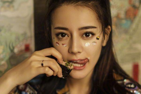 经典萝卜蹲游戏，最难叫的名字不是最长的，邓伦5字把众人带坑里