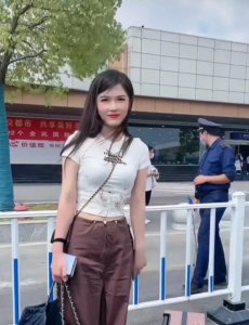 ​许华升和小美到底是什么关系呢