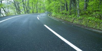 ​柏油马路和沥青马路区别，柏油马路和沥青路有什么区别啊？