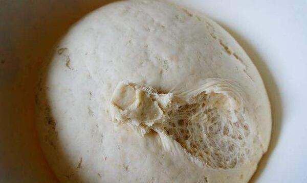 热馒头怎么不被水泡湿,用锅热馒头怎样不使馒头起水泡呢图4