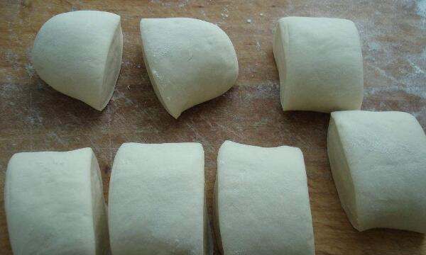 热馒头怎么不被水泡湿,用锅热馒头怎样不使馒头起水泡呢图5