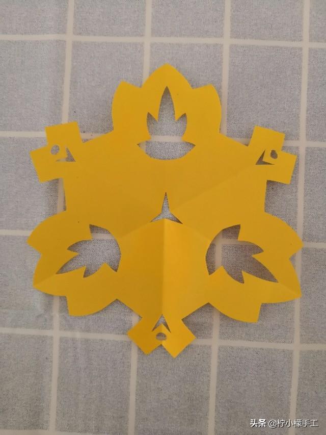 剪纸儿童简单又好看的(适合初学儿童的10种简单剪纸)(14)