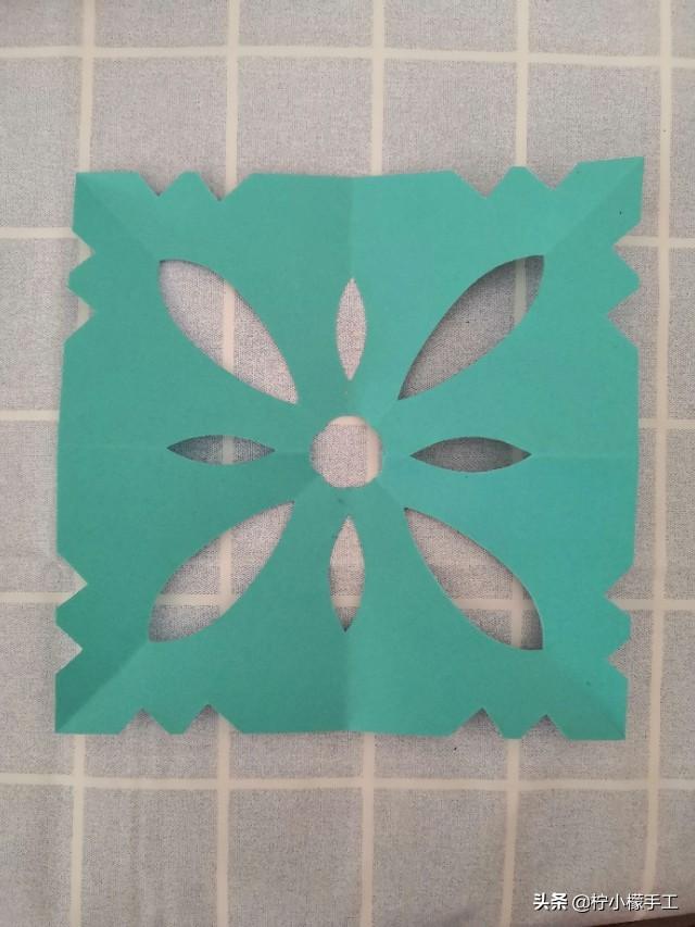 剪纸儿童简单又好看的(适合初学儿童的10种简单剪纸)(24)