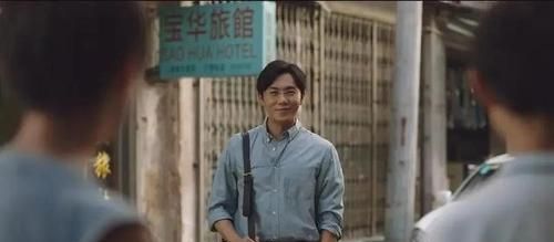 背带裤爬山什么梗