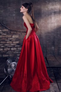 ​教你4招闹洞房方法好玩