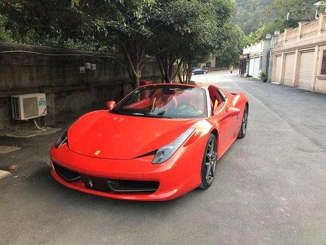 成全最后的跑车梦,怒提兰博基尼AventadorLP700-