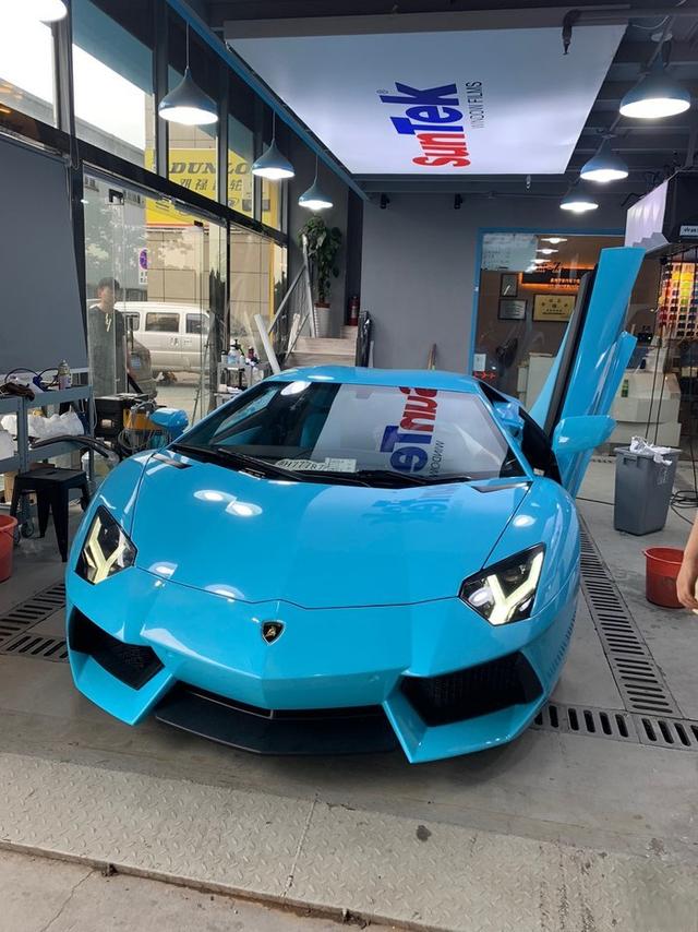 成全最后的跑车梦,怒提兰博基尼AventadorLP700-