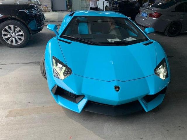 成全最后的跑车梦,怒提兰博基尼AventadorLP700-