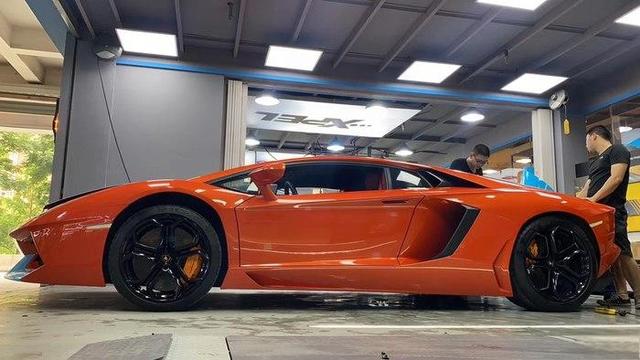 成全最后的跑车梦,怒提兰博基尼AventadorLP700-