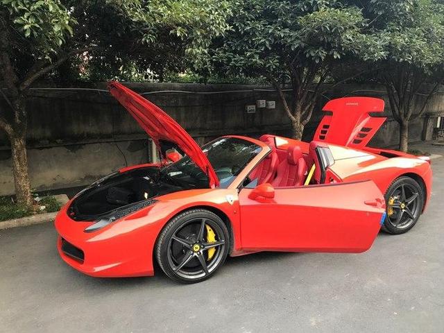 成全最后的跑车梦,怒提兰博基尼AventadorLP700-