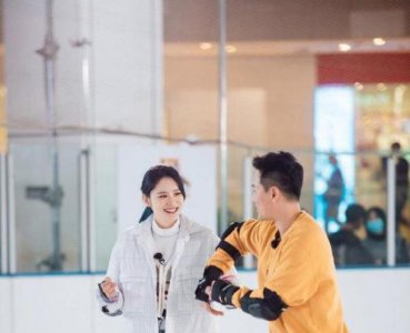 ​被传整容当小三，家境普通的张馨月，为何能嫁给高富帅林峯？