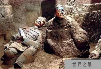 ​兵马俑颜色是什么样子,兵马俑本来的颜色是