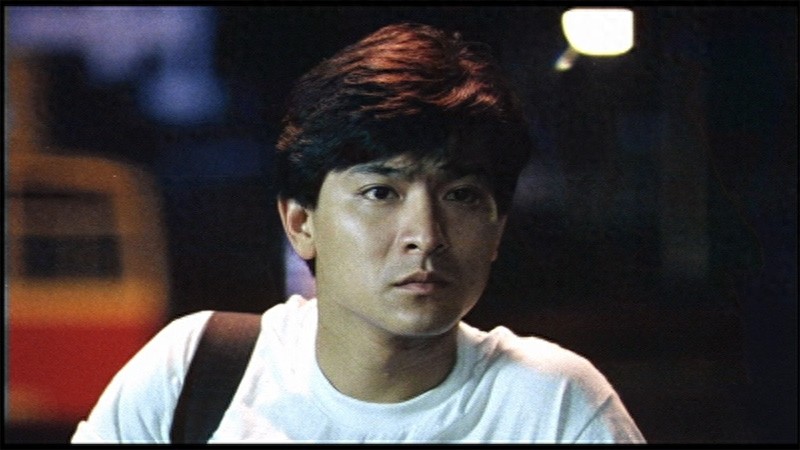 刘德华珍贵年轻时的照片帅到没朋友,与梁朝伟合影旧照