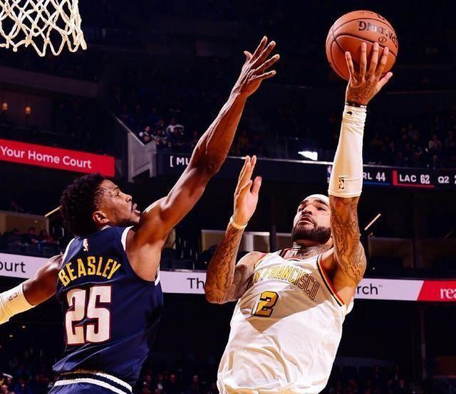 勇士遭遇十连败后,追梦最终闭嘴了,巴克利怒怼格林要害太扎心