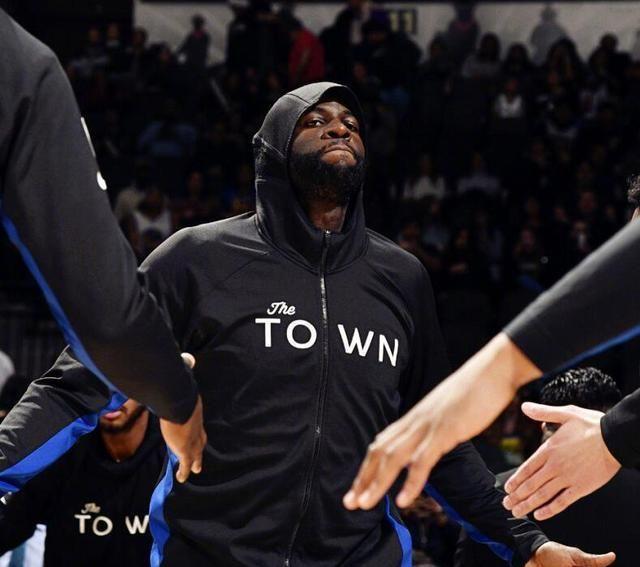 勇士遭遇十连败后,追梦最终闭嘴了,巴克利怒怼格林要害太扎心