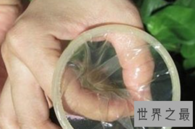 ​女用避孕套演示大图 避孕套的注意事项你都知道吗