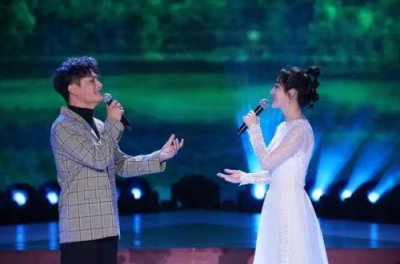 ​云飞郭津彤“最强夫妻档”，携手献唱让歌声深入人心