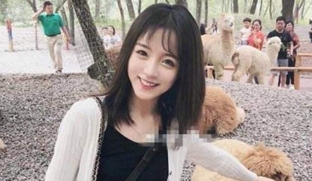 主播封杀后都在干嘛? 莉哥出狱后泪洒现场, 卢本伟过得最滋润