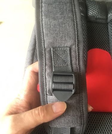 书包带子怎么系的