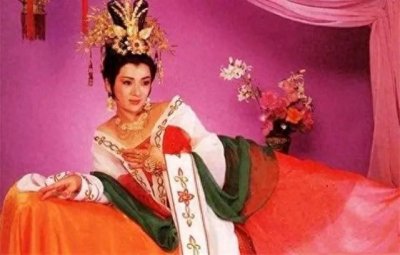 ​杨贵妃到底有多美？专家拿出复原图，神似一女星，丰腴美到了极致