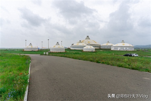 呼和塔拉草原太美了,运动中心是内蒙古成立70周年大庆的主会场