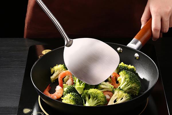 铁锅铲能补血吗 有一定帮助 铁锅铲能补血吗 有一定帮助