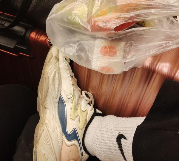 新鞋子见水打滑怎么办,椰子鞋底遇水滑怎么办图4