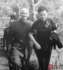 ​蒋介石下野每次都找一个替罪羔羊