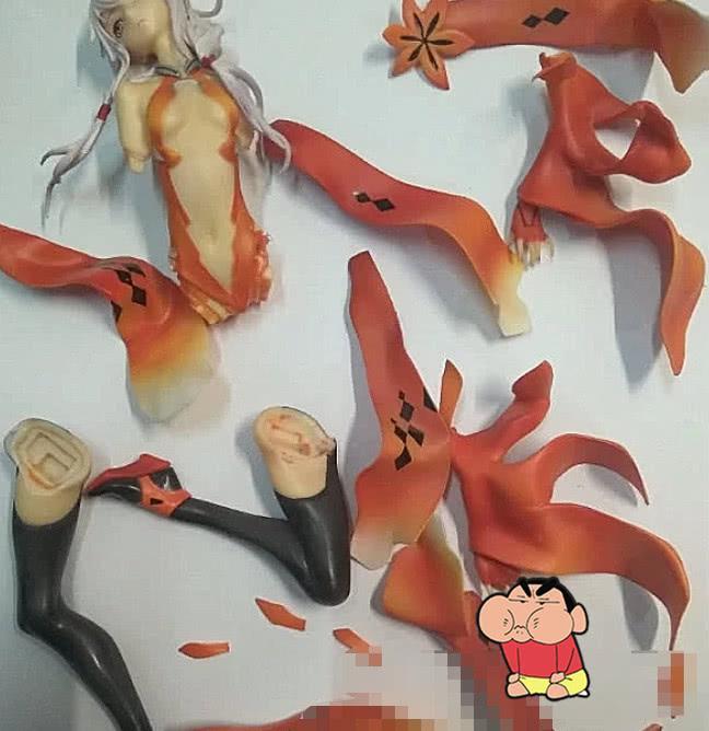 日本小哥手办被熊孩子“肢解”，要求上万赔偿回绝，啥玩意这么贵