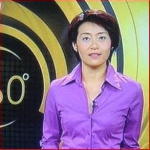 ​央视女主播凸点装_央视女主播走红