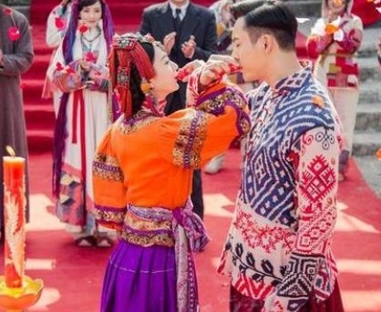 赵丽颖六张“结婚照”，和谁都不是真心，却和他是发自内心的幸福