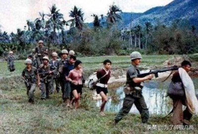 ​罕见老照片，被美军俘虏的越南女兵，下场基本上都很惨