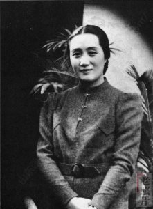 ​传奇女子董竹君：逃出青楼化身督军夫人，却甘愿抛弃荣华白手起家