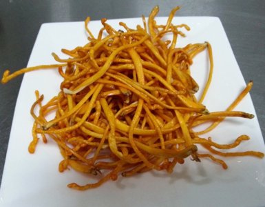 ​在家不到十元就可以吃到饭店里高大上的凉拌虫草花了