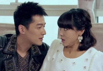 胡歌惊喜加盟《爱情公寓4》：与悠悠上演深情纠葛，掀起回忆狂潮