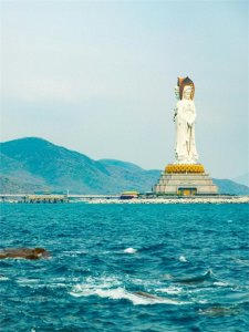 ​2025年春节去哪里，9个暖和又小众的旅游城市推荐给你