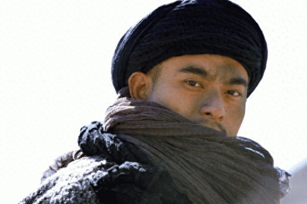 极品好男人陈龙演艺着帽子人生