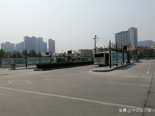 郑州火车站(郑州站)西广场