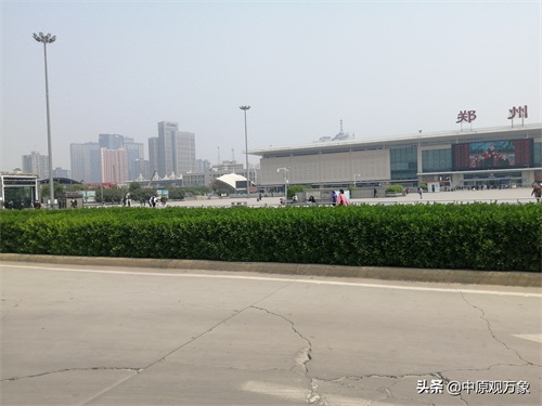 郑州火车站(郑州站)西广场