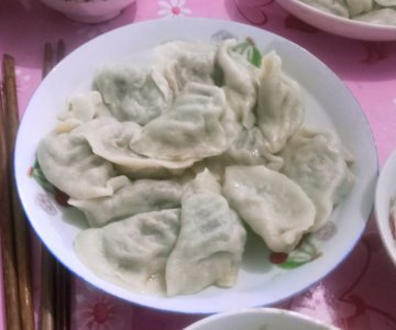 ​白菜饺子调馅有秘诀，这样做白菜鲜嫩不出水，比肉饺子还好吃